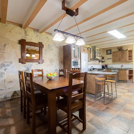 Domek alpejski Casa Adara - Heated Pool Included *